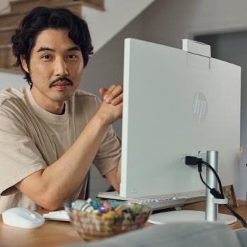 AIO HP All-in-One PC 24-cr0109ng 23,8 RYZ5 7520U/16GB/512SSD/W11 Home