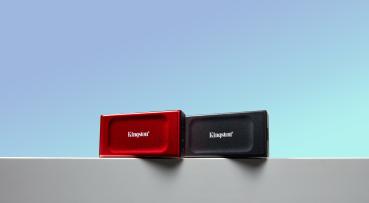 2TB Kingston XS1000 USB 3.2 Gen2 Red