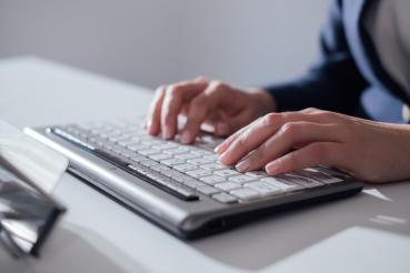 Preview: BakkerElkhuizen S-board 840 Design Tastatur (QWERTZ) kompakt/USB