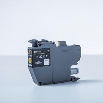Preview: Brother Tinte LC-3213Y Gelb bis zu 400 Seiten nach ISO/IEC 24711