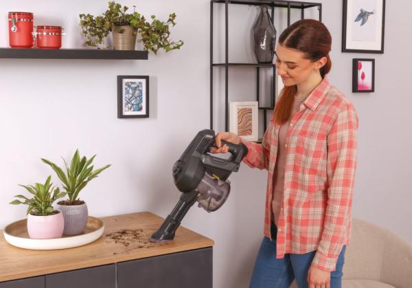 Hoover HF1 HF103X 011 Akku Stabstaubsauger beutellos