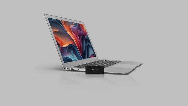 2TB Kingston XS1000 USB 3.2 Gen2 Black