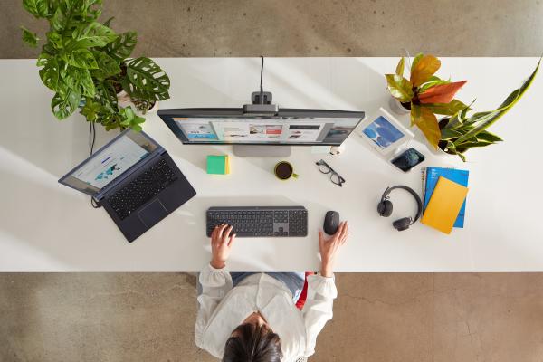 Logitech MX Keys Wireless Tastatur DE QWERTZ – Business Keyboard kabellos Multi-Device beleuchtet USB-C Akku