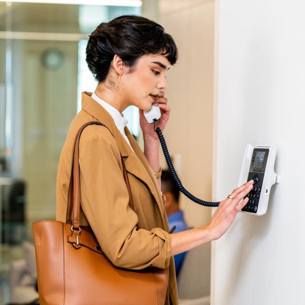 HP Poly Edge E100 IP Phone PoE