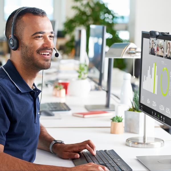 Logitech C270 HD 1280x720 HD Webcam schwarz